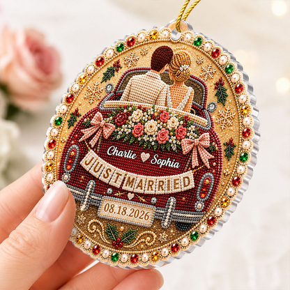Acrylic Ornament with Bride and Groom in Red Wedding Car, Personalized Creative Christmas Gift for Couple