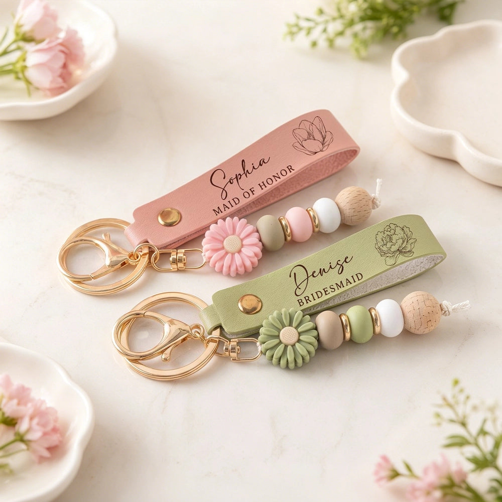 Daisy Keychain For Bridesmaid & Maid Of Honor, Creative Wedding Party Gift With Pastel Floral Style