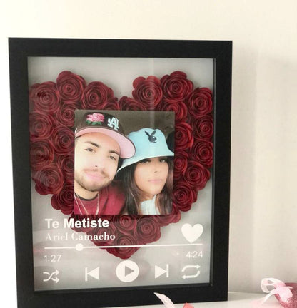 Love in Bloom - Personalized Heart-Shaped Flower Shadow Box with Photo - Ideal for Valentine's Day & Anniversaries