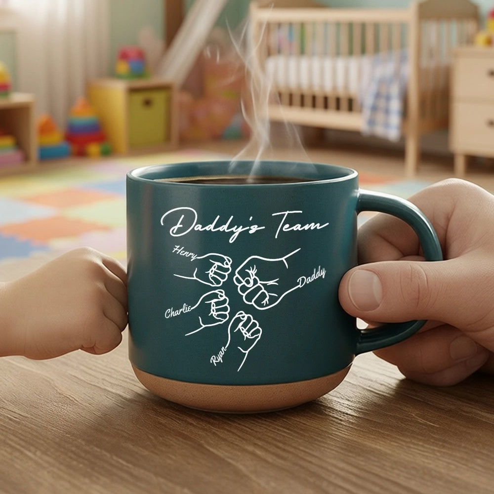 Personalized Daddy's Team Fist Bump Pottery Mug for Dad, Cute Daily Coffee Gift Idea