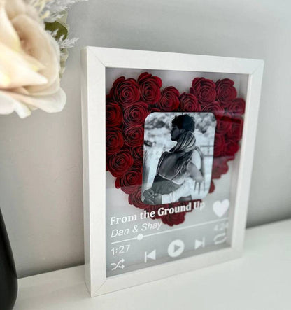 Love in Bloom - Personalized Heart-Shaped Flower Shadow Box with Photo - Ideal for Valentine's Day & Anniversaries