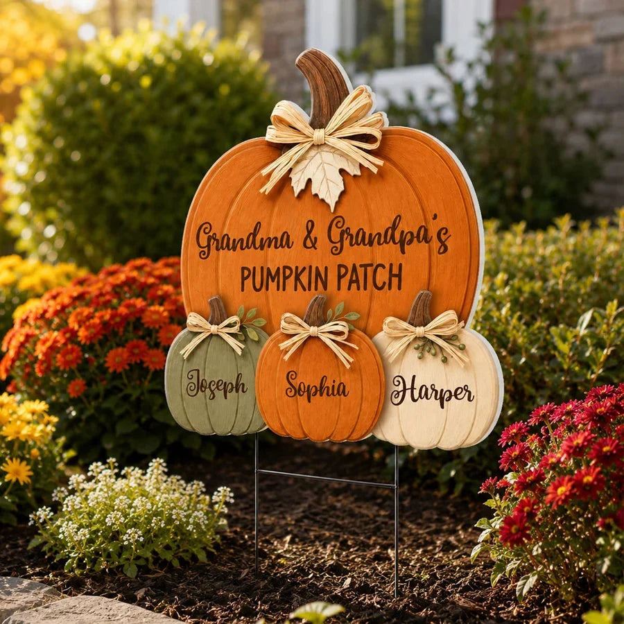Grandma & Grandpa's Pumpkin Patch Shaped Yard Sign, Personalized Fall Display, Creative Family Gift