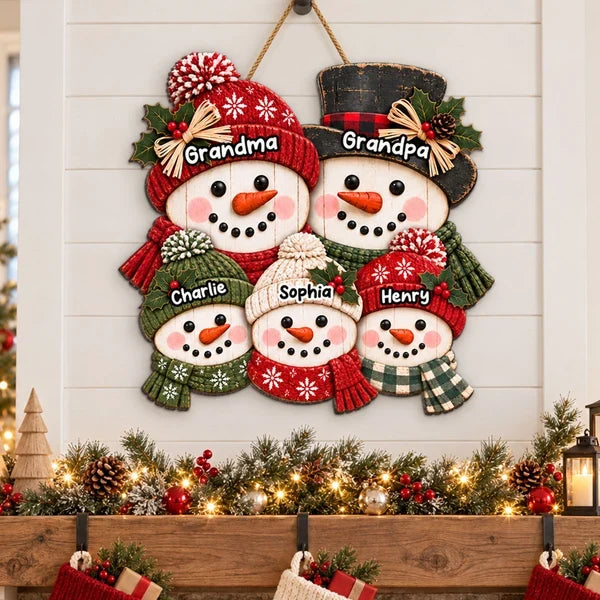 Personalized Wooden Sign, Rustic Red and Green Snowman Family Christmas Decor, Creative Gift for Grandma and Grandpa