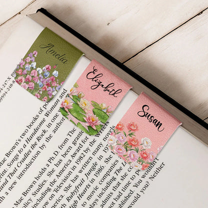 Personalized Leather Magnetic Bookmark with Birth Flower Design for Book Lovers - Unique Gift for Readers