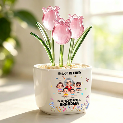 Personalized Grandma Ceramic Planter with Glass Flowers & Grandchildren, Custom Mother’s Day Gift for Grandma