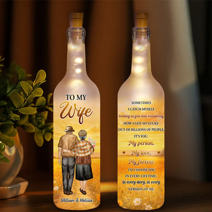 How Lucky I Am Personalized Bottle Lamp, Cozy Warm Glow Night Light with Sunset Couple Art, Thoughtful Gift for Wife