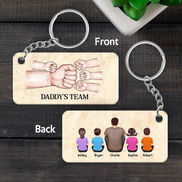 "Beach Landscape Family Sitting Back View Acrylic Or Wooden Keychain, Perfect Gift for Father's Day, for Dad or Grandpa"