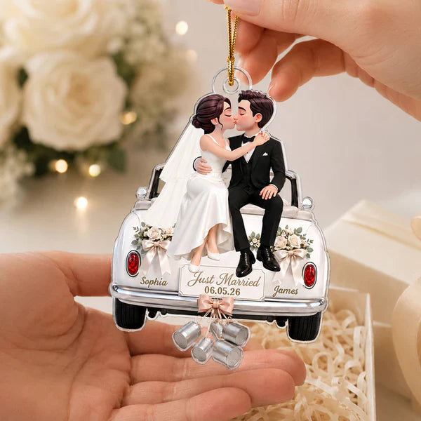 Personalized Acrylic Ornament, Kissing Bride & Groom on Wedding Car, Unique Gift for Couple