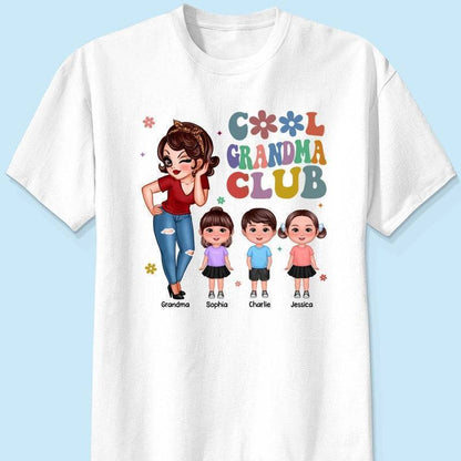 Exclusive 'Cool Grandma Club' Tee - Custom Chic Gift for the Trendsetting Grandma