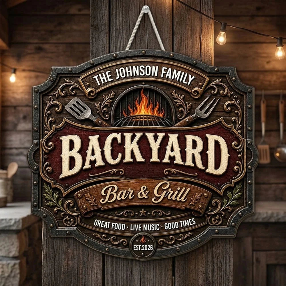 Personalized Wooden Sign with Flaming Backyard Grill Artwork, Creative Gift for Family Hosts & Grill Lovers