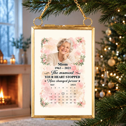 Personalized Hanging Photo Frame Ornament, Smiling Parent Portrait, Unique Floral Memorial Gift for Family