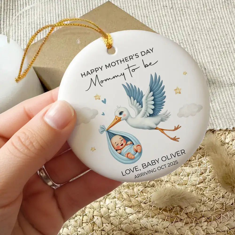 Personalized Ornament for Expecting Moms – 'Mommy to Be' Baby Gift