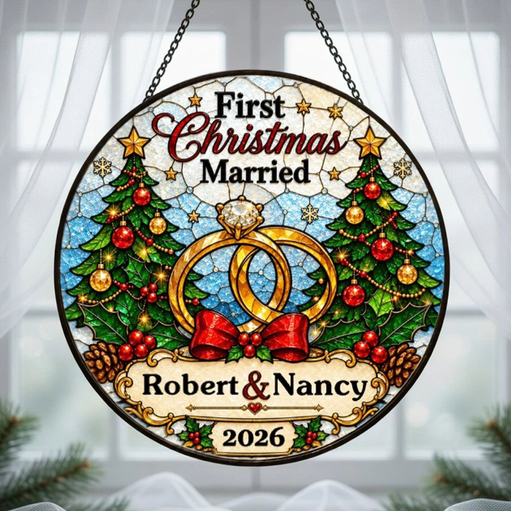 Personalized First Christmas as a Married Couple Suncatcher Ornament, Custom Names & Year, Romantic Newlywed Christmas Gift