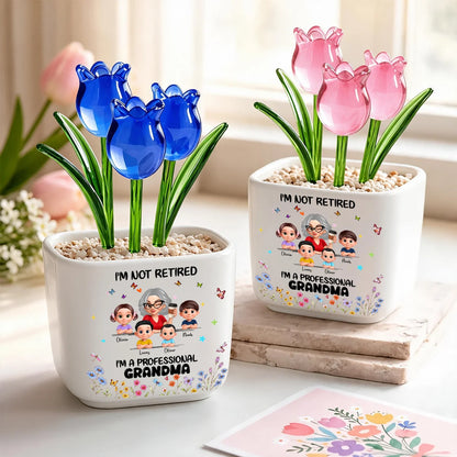Personalized Grandma Ceramic Planter with Glass Flowers & Grandchildren, Custom Mother’s Day Gift for Grandma