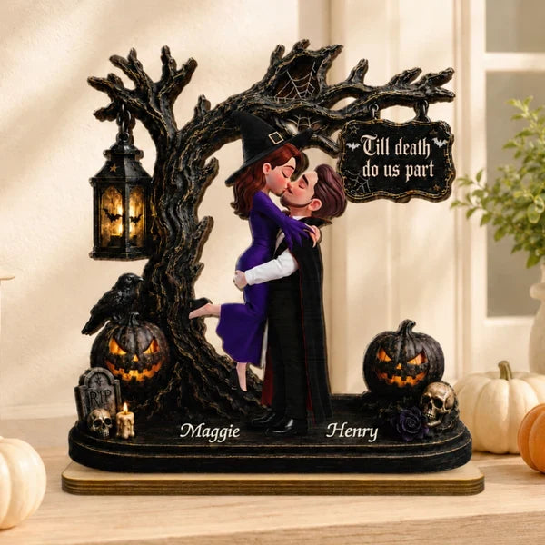 Personalized 2-Layer Wooden Plaque, Spooky Couple Hugging Under Halloween Tree, Unique Gift for Couples