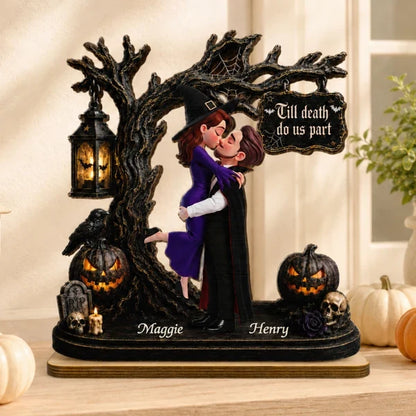 Personalized 2-Layer Wooden Plaque, Spooky Couple Hugging Under Halloween Tree, Unique Gift for Couples