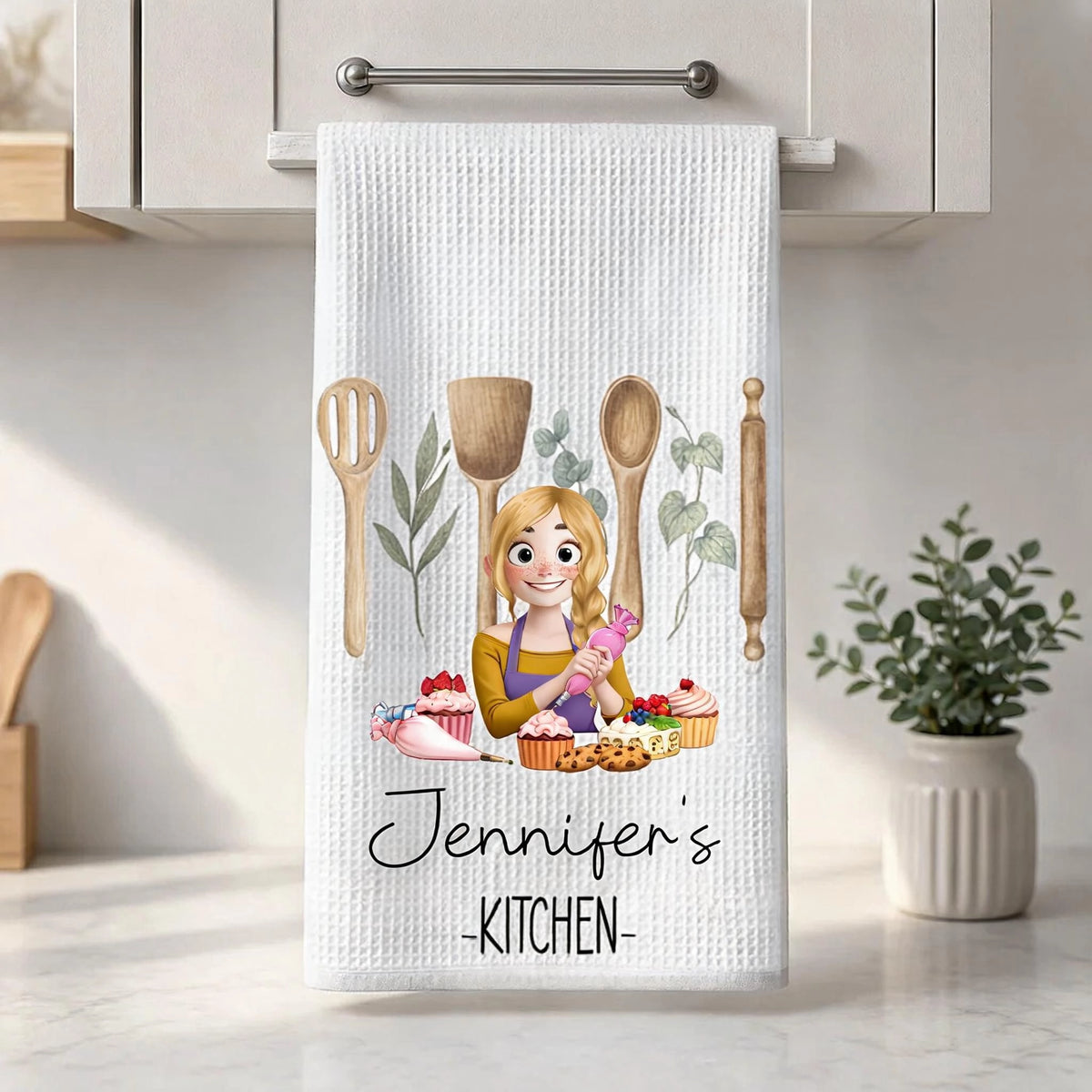 Personalized Kitchen Towel for Home Bakers, Cupcake Illustration, Creative Gift for Mom