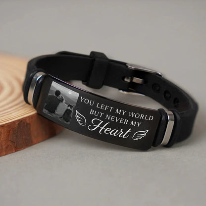 Personalized Silicone Bracelet, Monochrome Embracing Portrait Keepsake, Unique Memorial Gift for Family or Friend
