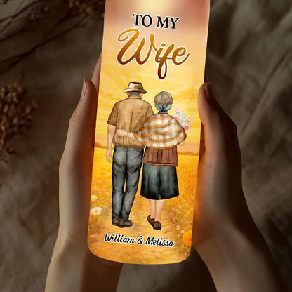 How Lucky I Am Personalized Bottle Lamp, Cozy Warm Glow Night Light with Sunset Couple Art, Thoughtful Gift for Wife