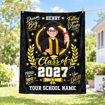 Personalized Dream Big Fleece Blanket, Graduate in Cap and Gown, Heartfelt Creative Gift for Daughter or Granddaughter
