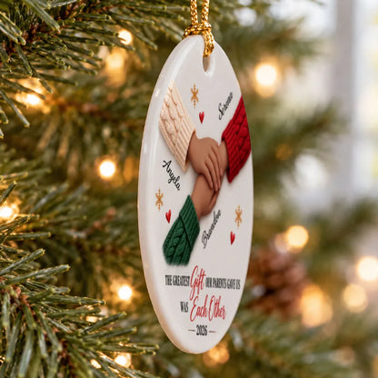 Personalized Ceramic Ornament, Sibling Bond Keepsake with Stacked Hands, Creative Holiday Gift for Family