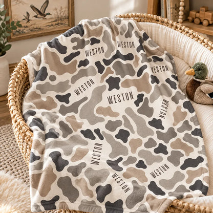 Personalized Neutral Camo Fleece Blanket for Cozy Baby Cuddles, Unique Nursery Gift
