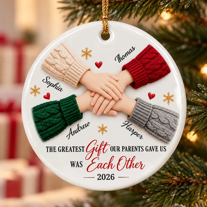 Personalized Ceramic Ornament, Sibling Bond Keepsake with Stacked Hands, Creative Holiday Gift for Family