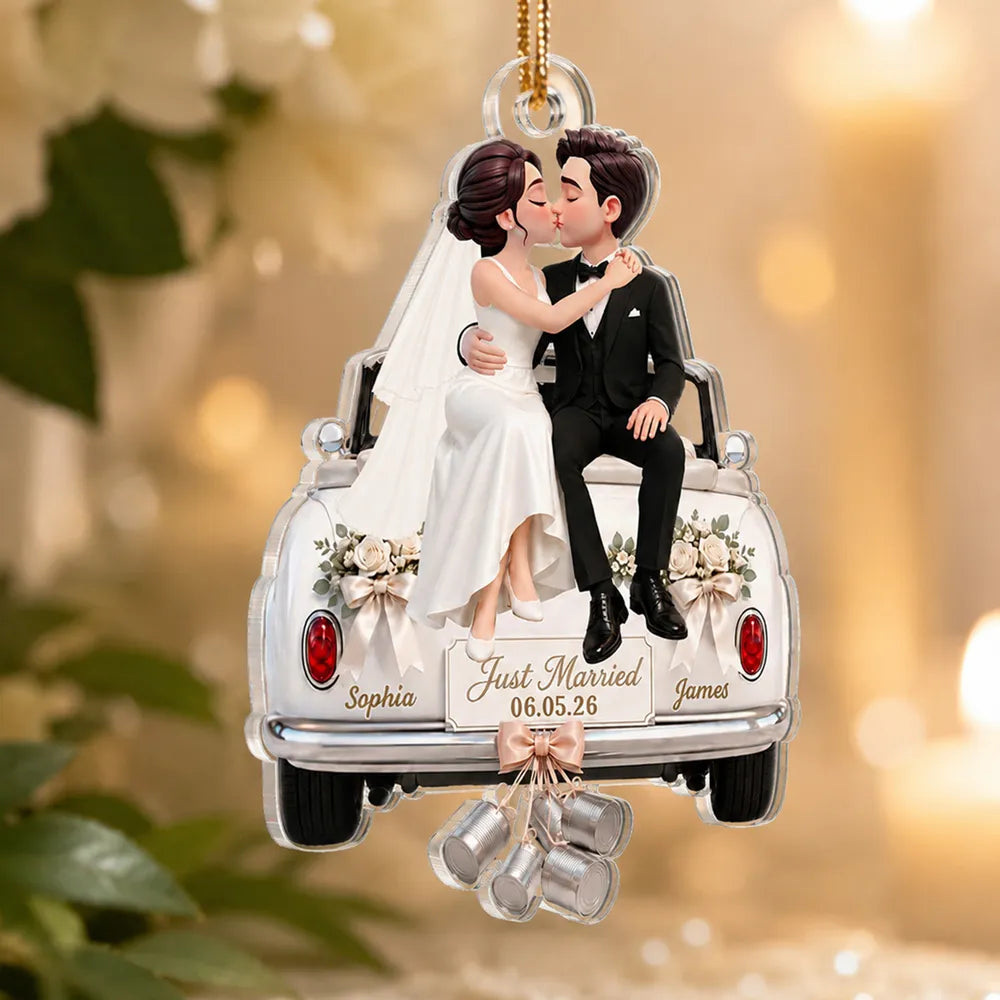 Personalized Acrylic Ornament, Kissing Bride & Groom on Wedding Car, Unique Gift for Couple