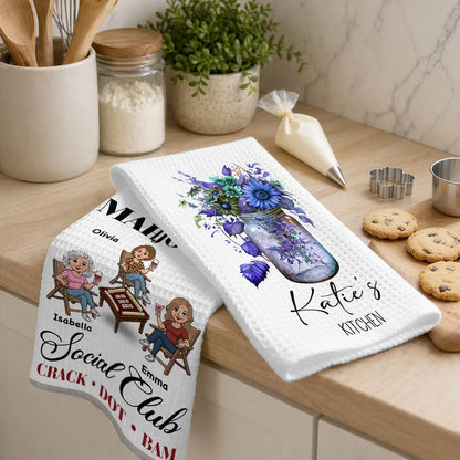Personalized Mahjong Kitchen Towel, Seated Friends Game Night Design, Unique Gift for Mahjong Lovers