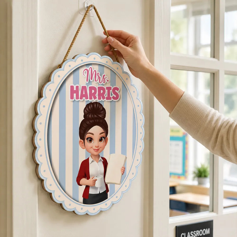 Personalized Wooden Sign for Teacher, Pink Cartoon Classroom Door Decor, Creative Gift for Back to School