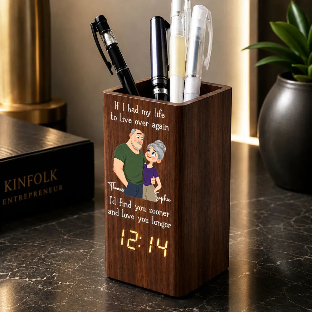 Personalized Wooden Pen Holder Clock, Smiling Couple Desk Decor, Unique Gift for Husband or Wife