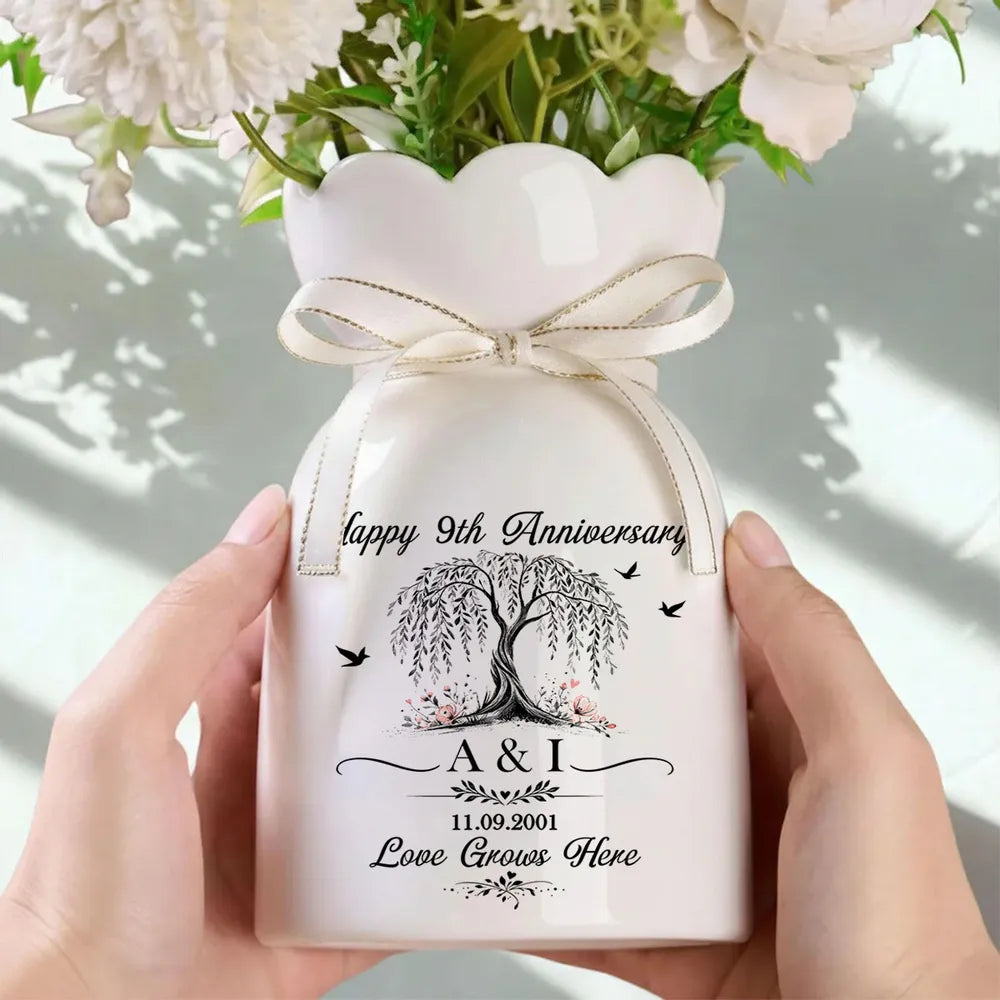 Scalloped Rim Ceramic Vase for Couple, Personalized Love Grows Here Design, Creative Anniversary Gift