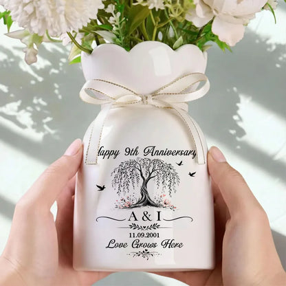 Scalloped Rim Ceramic Vase for Couple, Personalized Love Grows Here Design, Creative Anniversary Gift