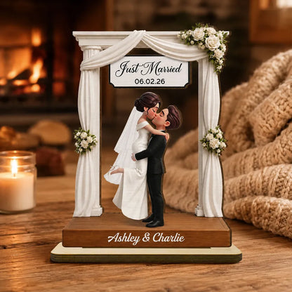 Personalized 2-Layer Wooden Plaque with Kissing Bride & Groom, Beach Wedding Unique Gift