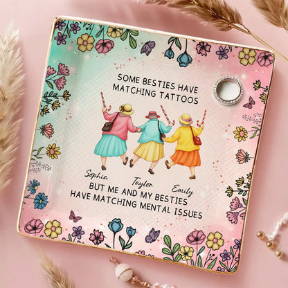 Personalized Jewelry Dish with Walking Friends Illustration, Funny Floral Decor, Creative Gift for Friend