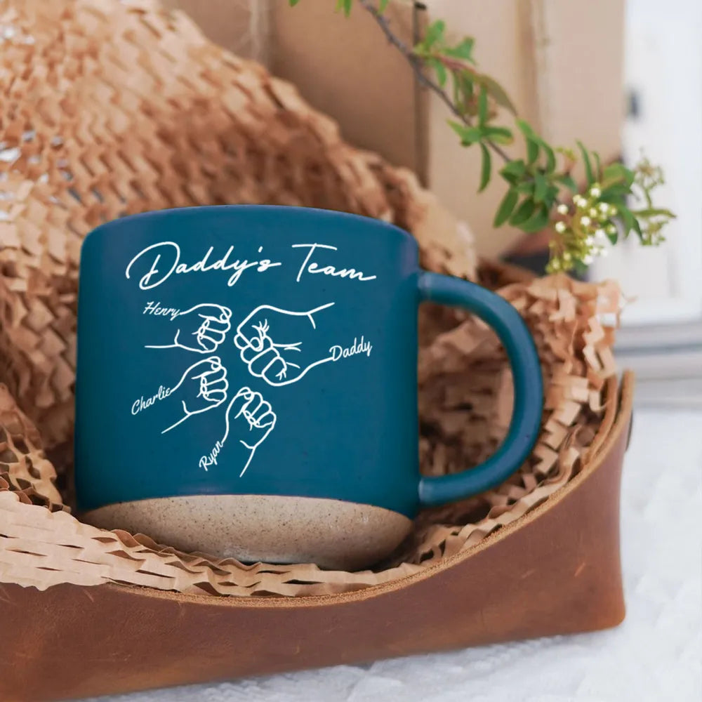 Personalized Daddy's Team Fist Bump Pottery Mug for Dad, Cute Daily Coffee Gift Idea