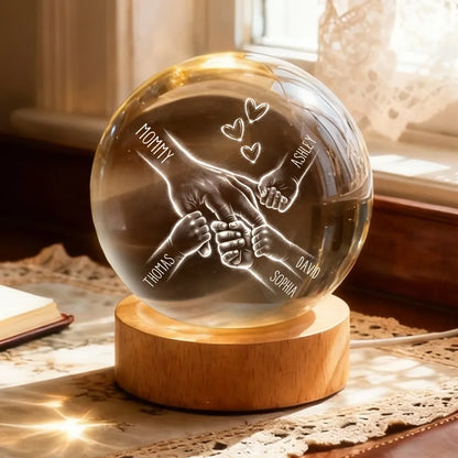 Globe Lamp Personalized for Mom, Hand-in-Hand Family Design with Hearts, Warm Night Light, Unique Mother's Day Gift