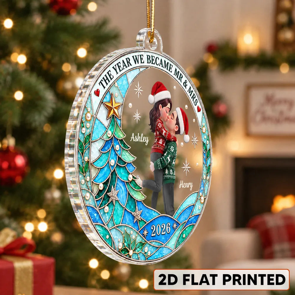 The Year We Became Mr & Mrs Personalized Acrylic Ornament, Kissing Couple, Creative Gift for Husband & Wife