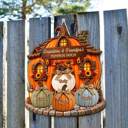 Whimsical Pumpkin Cottage Wooden Sign, Personalized Family Fall Decor, Creative Gift for Grandma & Grandpa