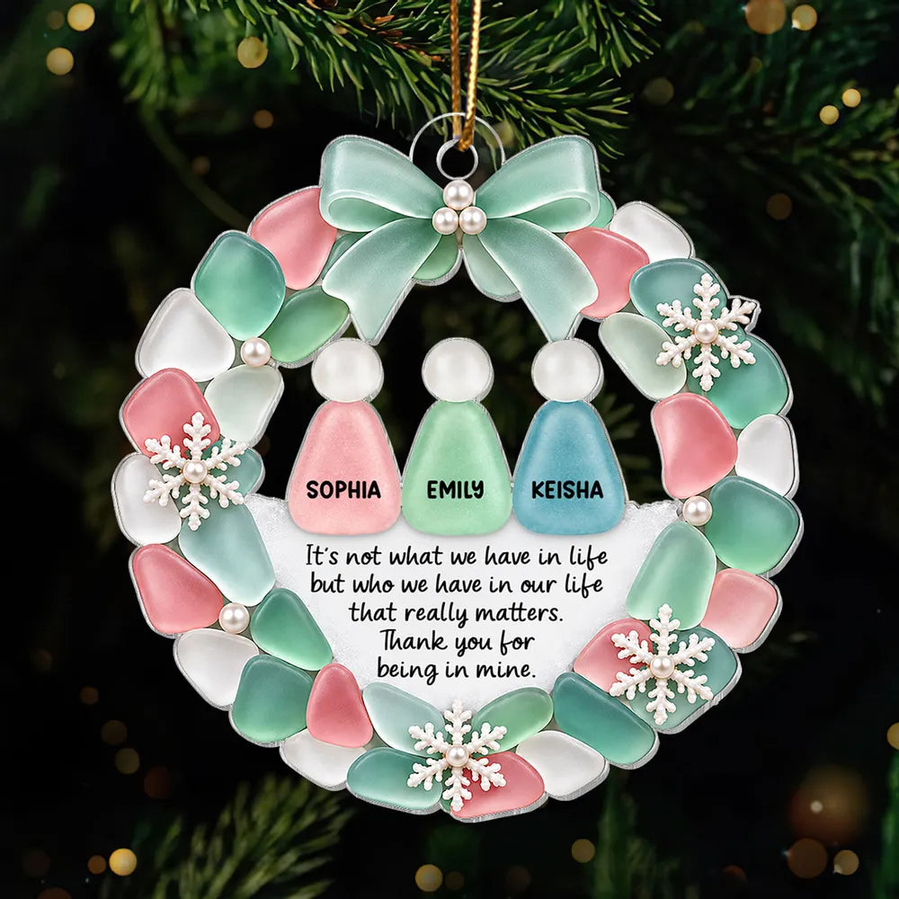 Personalized Acrylic Ornament, Friend Figures in a Pastel Heart Wreath, Unique Christmas Gift for Best Friends