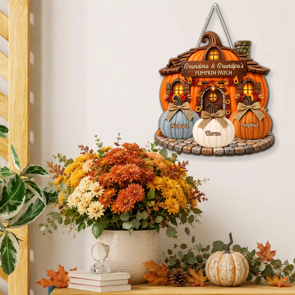 Whimsical Pumpkin Cottage Wooden Sign, Personalized Family Fall Decor, Creative Gift for Grandma & Grandpa