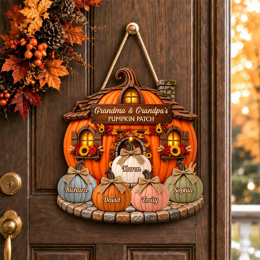 Whimsical Pumpkin Cottage Wooden Sign, Personalized Family Fall Decor, Creative Gift for Grandma & Grandpa