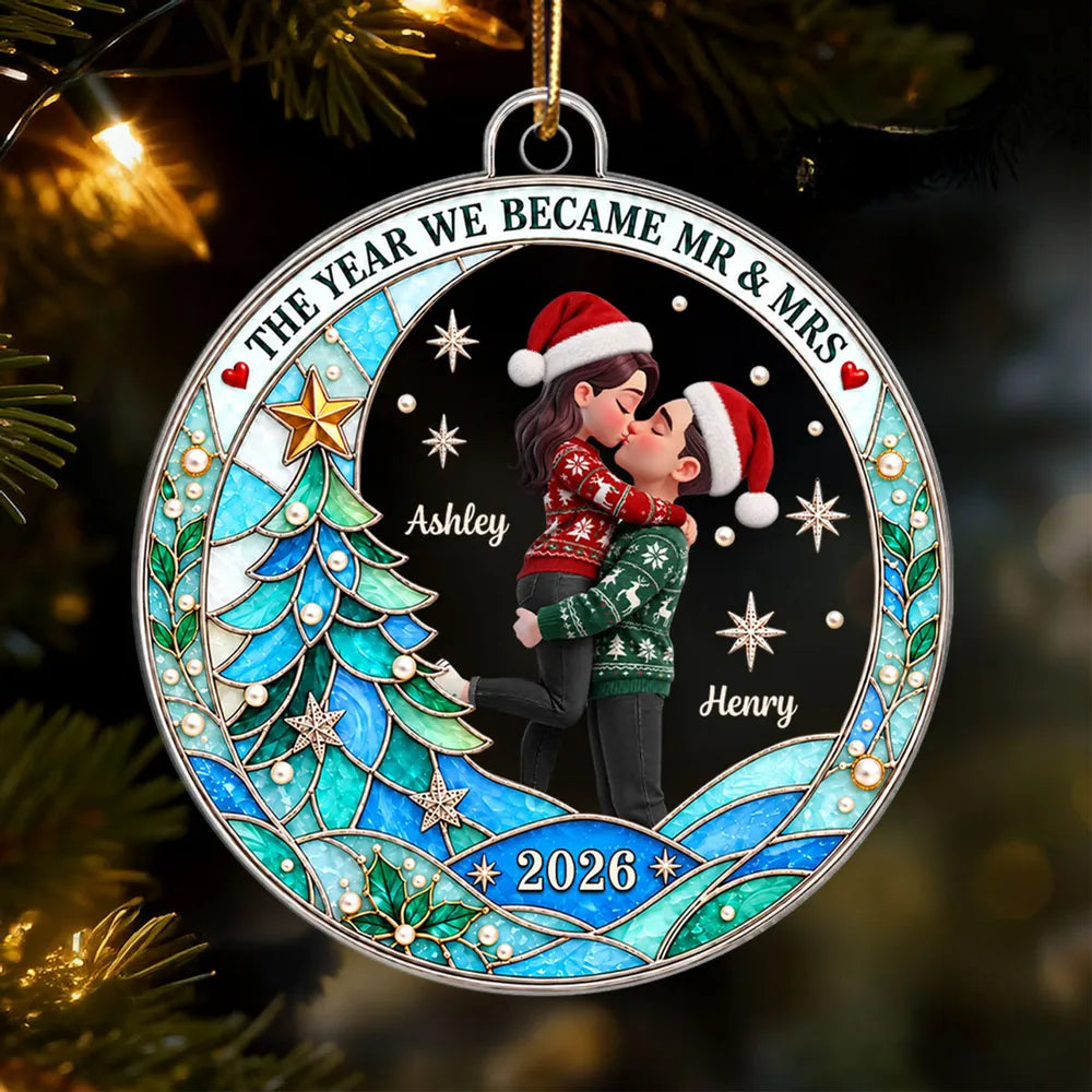 The Year We Became Mr & Mrs Personalized Acrylic Ornament, Kissing Couple, Creative Gift for Husband & Wife