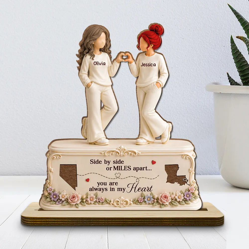 Personalized Wooden Plaque, Heart Gesture Friends, Besties at Heart, Creative Gift for Long-Distance Friend