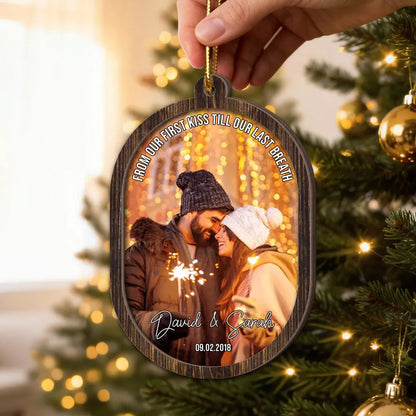 Personalized 2-Layer Wooden Ornament for Couples, Warm Night Scene Tree Decor, Creative Holiday Gift for Him or Her