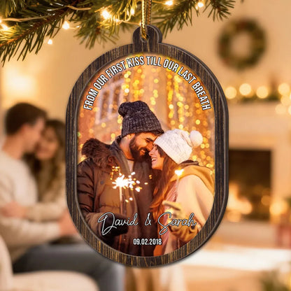 Personalized 2-Layer Wooden Ornament for Couples, Warm Night Scene Tree Decor, Creative Holiday Gift for Him or Her
