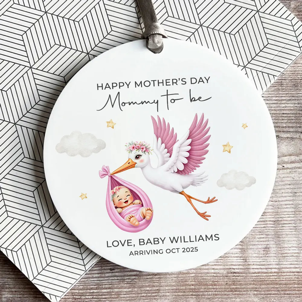 Personalized Ornament for Expecting Moms – 'Mommy to Be' Baby Gift