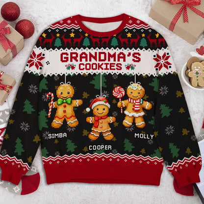 Personalized Grandma Cookies Printed Sweatshirt with Gingerbread Kids, Festive Christmas Gift for Grandma