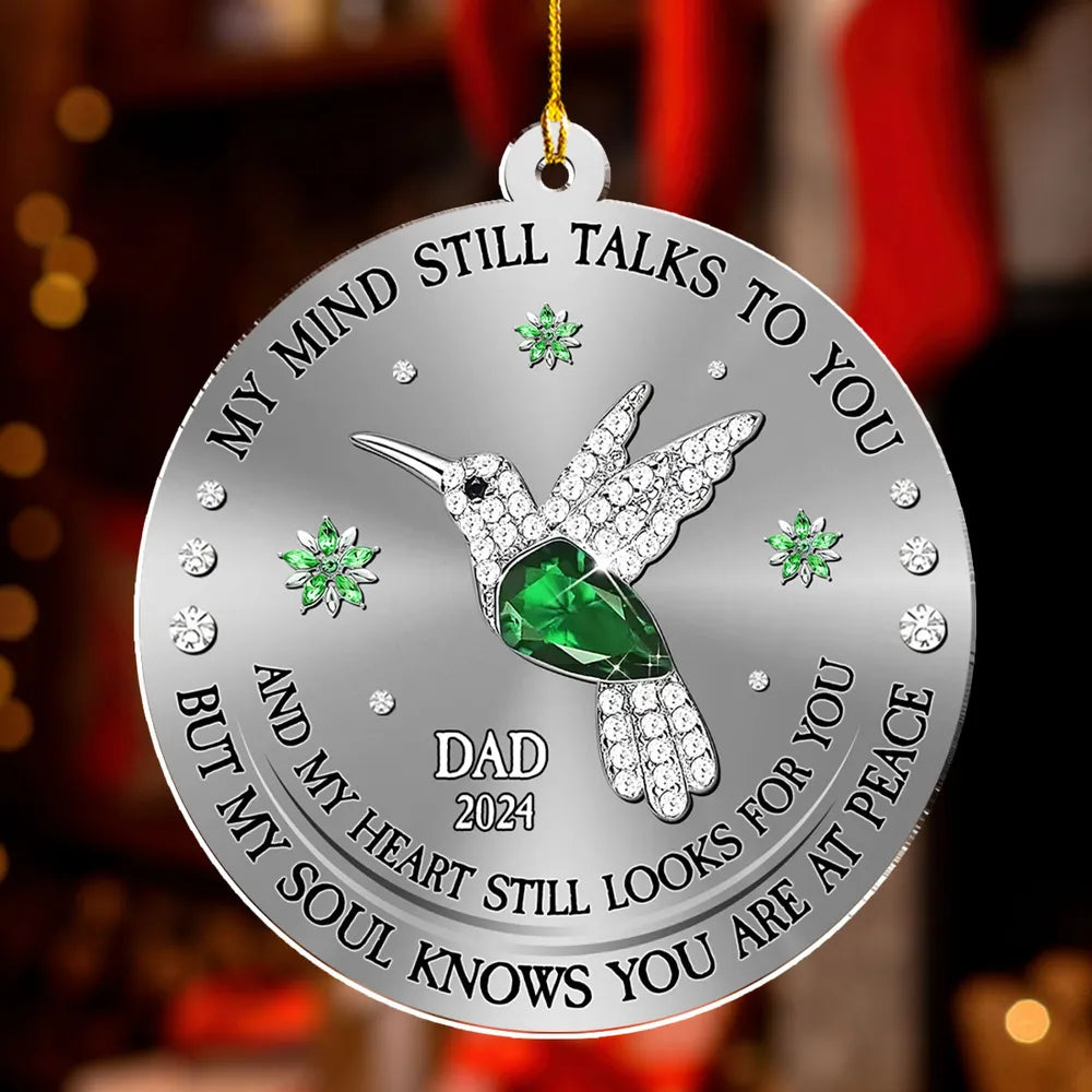 Cardinal Memorial Acrylic Ornament - Personalized Keepsake for Mom, A Heartfelt Christmas Tree Gift That Brings Comfort