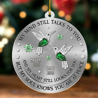 Cardinal Memorial Acrylic Ornament - Personalized Keepsake for Mom, A Heartfelt Christmas Tree Gift That Brings Comfort